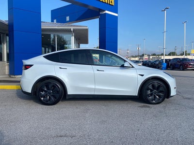2024 Tesla Model Y Long Range