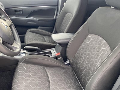 2024 Mitsubishi Outlander Sport ES