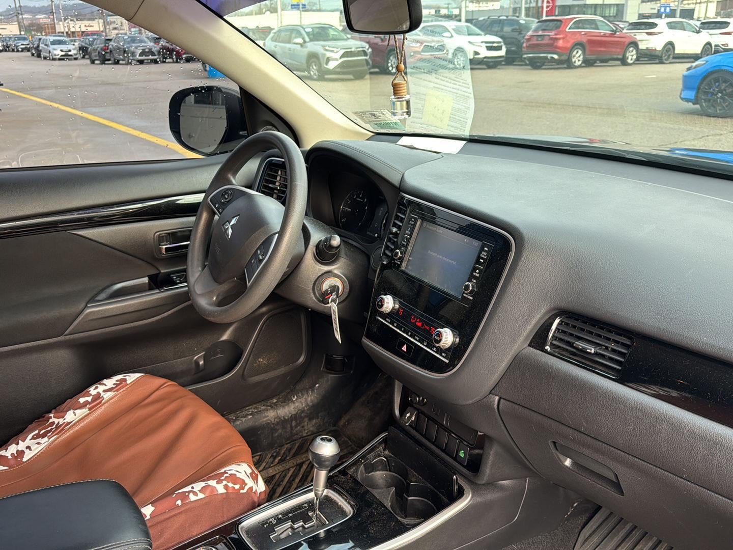 2020 Mitsubishi Outlander ES