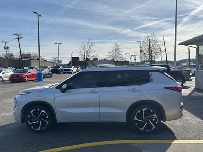 2022 Mitsubishi Outlander SEL