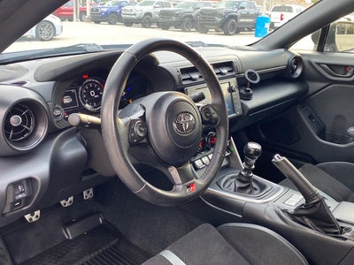 2024 Toyota GR86 Premium