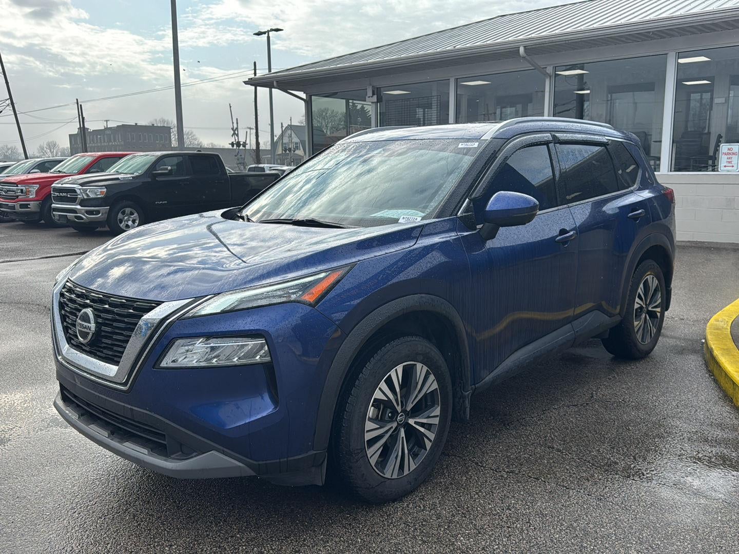 2021 Nissan Rogue SV