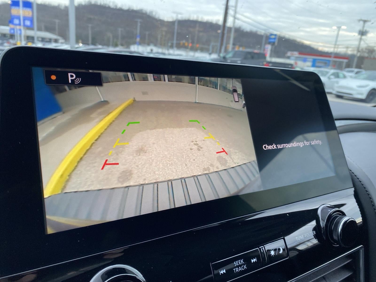 2024 Nissan Armada SV