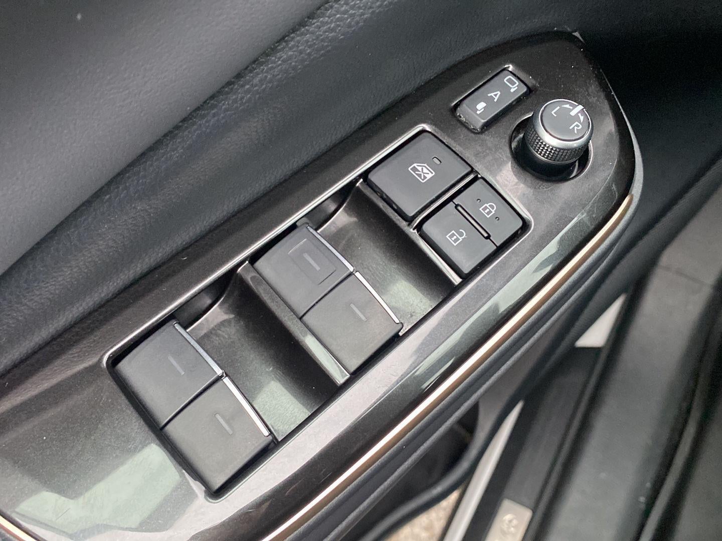 2025 Toyota Crown XLE