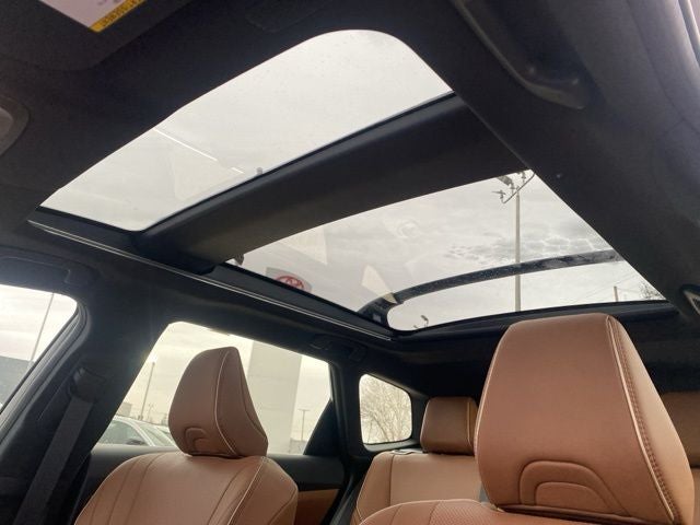 2025 Toyota Crown Signia Limited