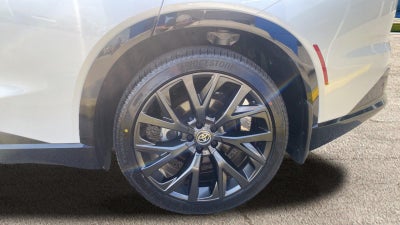 2025 Toyota Crown Signia Limited