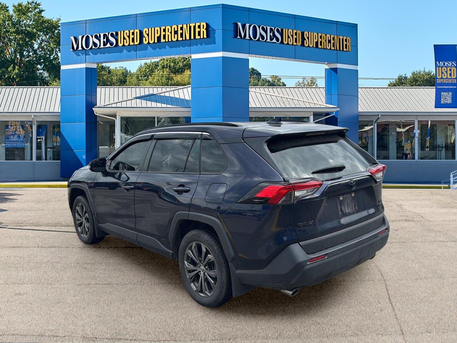 2023 Toyota RAV4 Hybrid XLE Premium