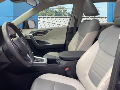 2023 Toyota RAV4 Hybrid XLE Premium