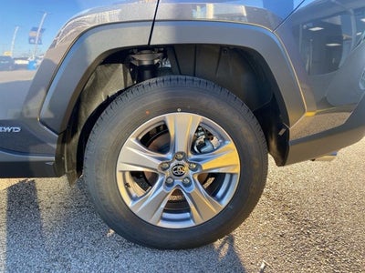 2025 Toyota RAV4 Hybrid LE