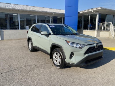 2020 Toyota RAV4 XLE