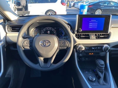 2025 Toyota RAV4 Hybrid XLE