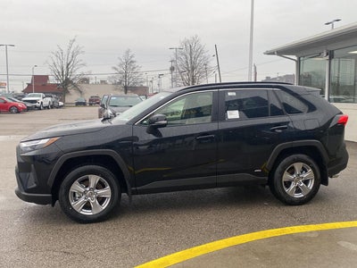 2025 Toyota RAV4 Hybrid XLE