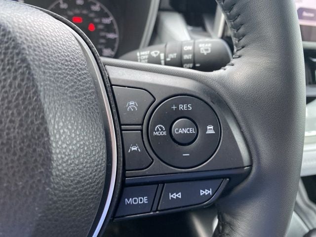 2025 Toyota Corolla Hatchback SE