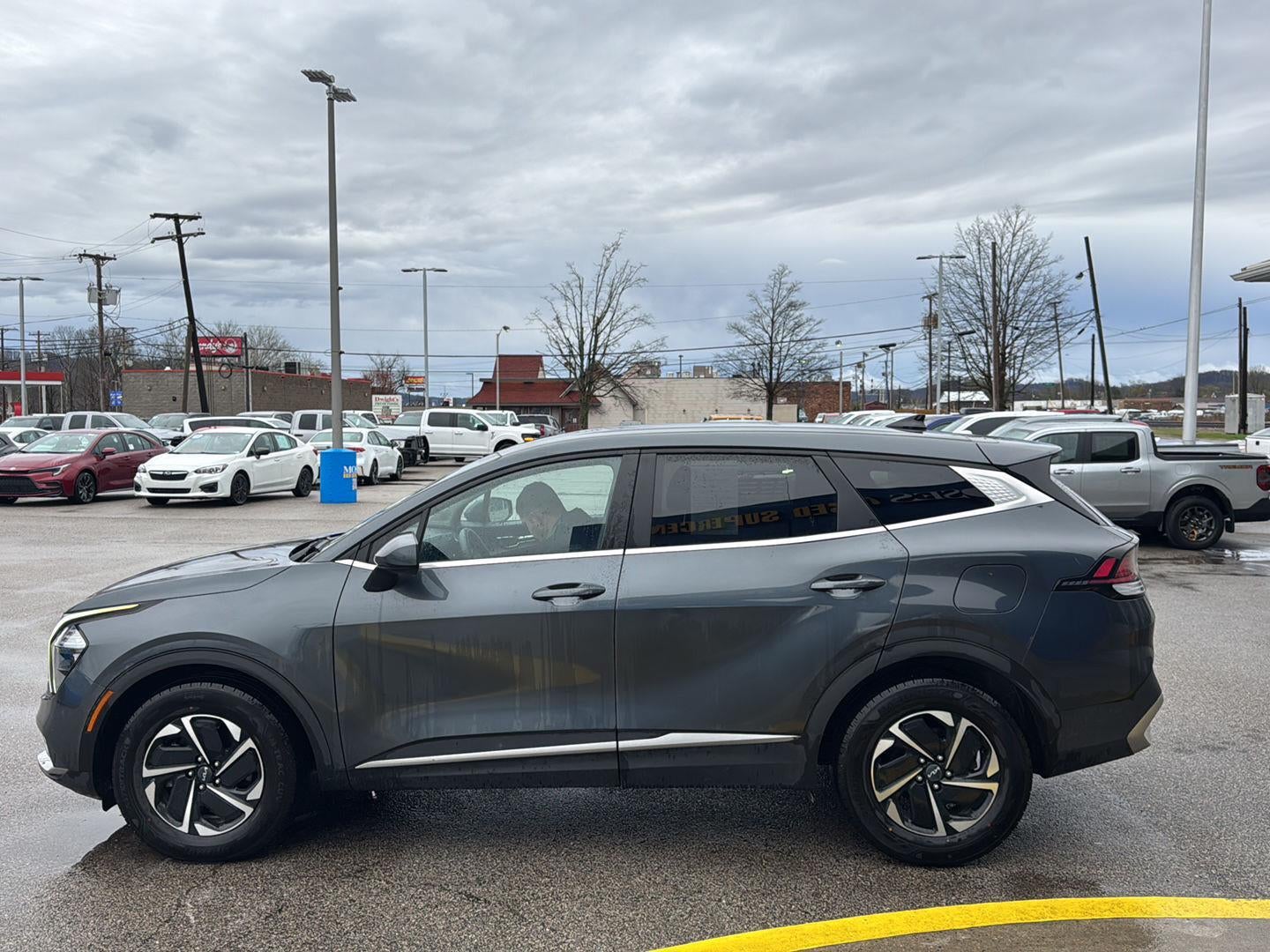 2023 Kia Sportage Hybrid LX