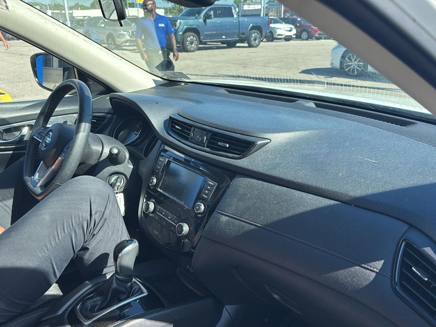 2019 Nissan Rogue S