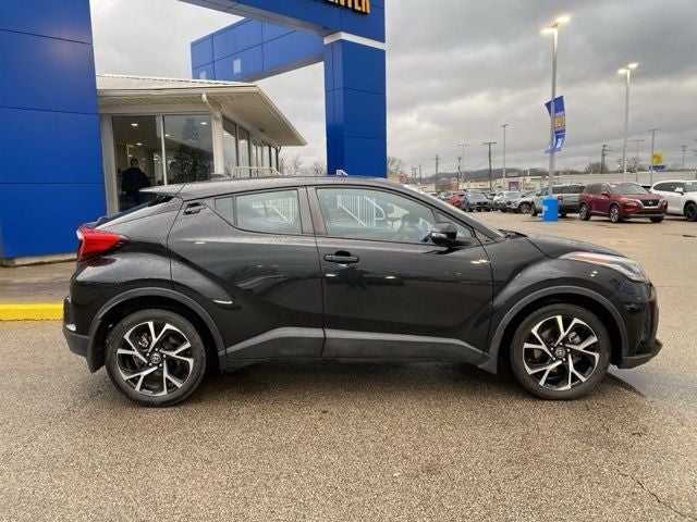 2022 Toyota C-HR XLE