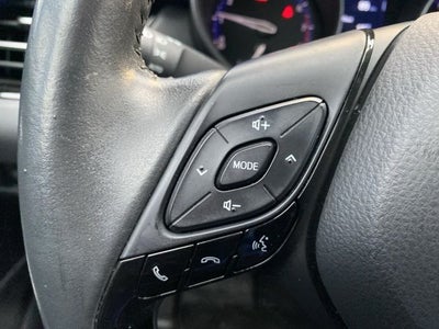 2022 Toyota C-HR XLE