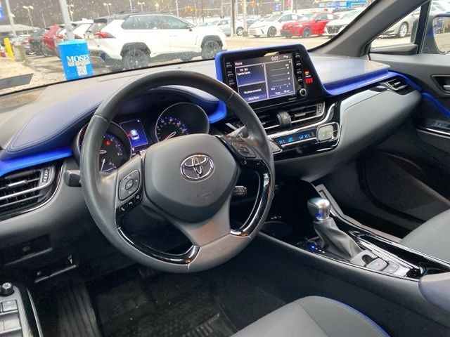 2022 Toyota C-HR XLE