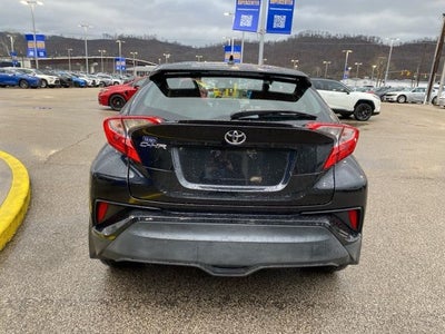 2022 Toyota C-HR XLE