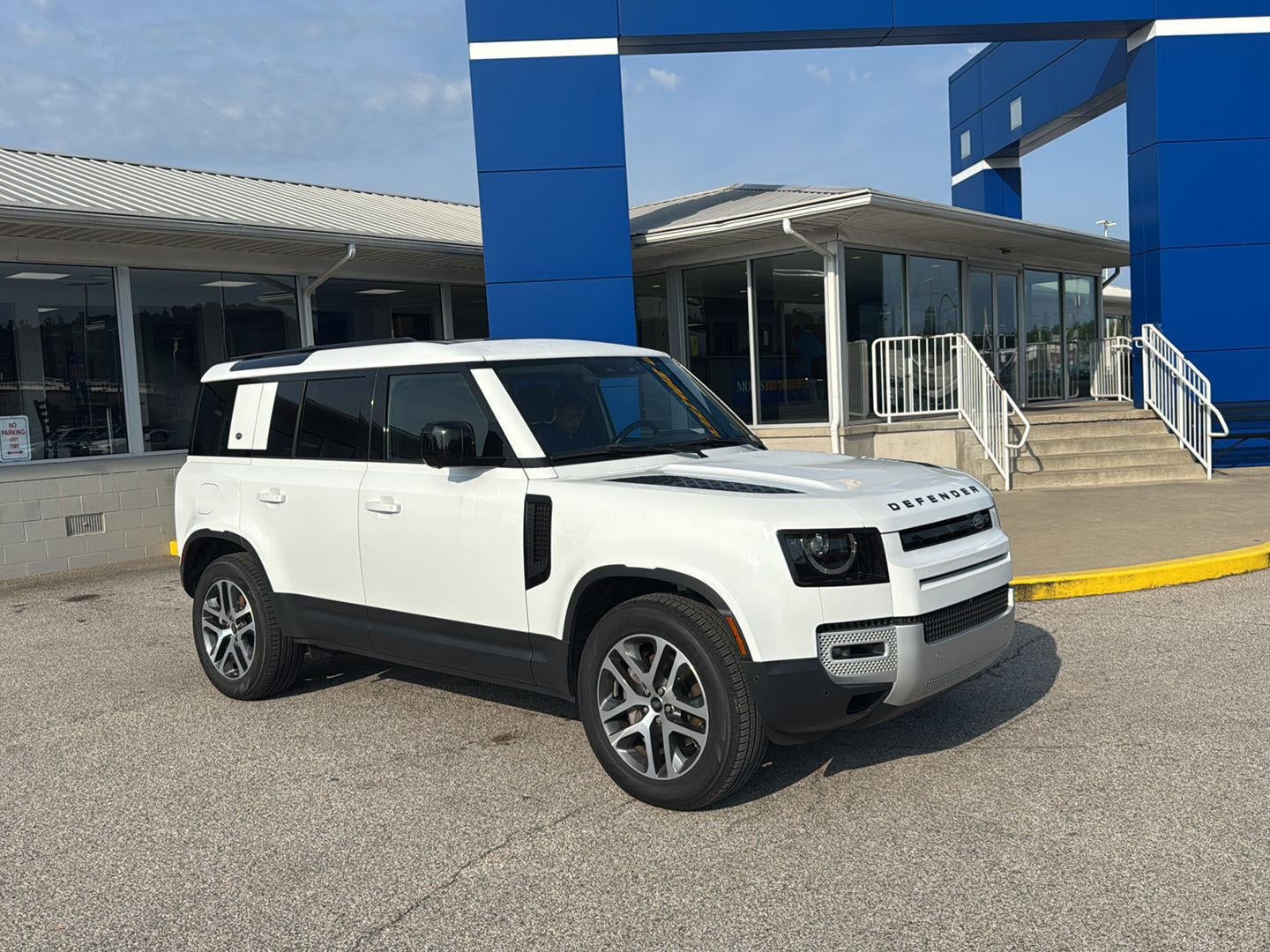 2024 Land Rover Defender S