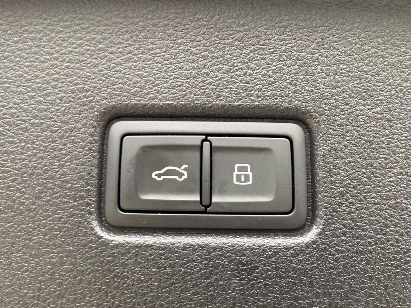 2023 Audi SQ5 Sportback Premium Plus