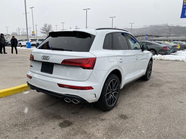 2022 Audi SQ5 Premium Plus quattro