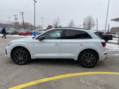 2022 Audi SQ5 Premium Plus quattro