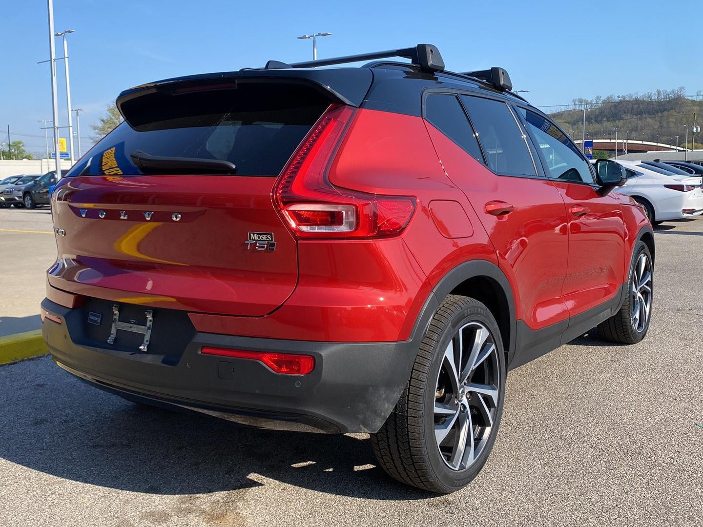 2021 Volvo XC40 R-Design