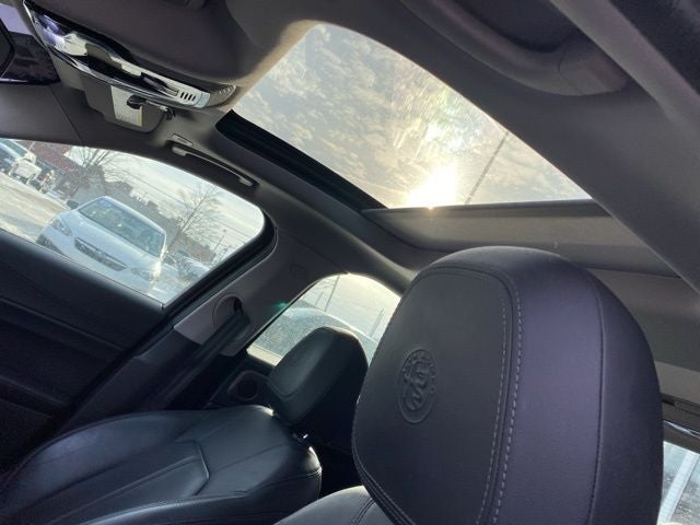 2017 Alfa Romeo Giulia Ti