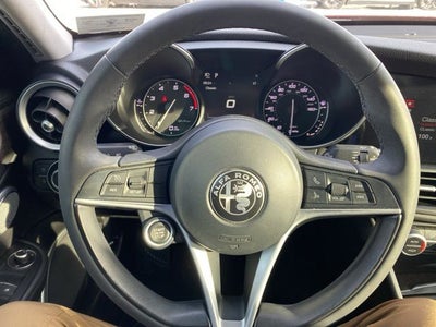 2017 Alfa Romeo Giulia Ti