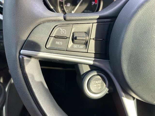 2017 Alfa Romeo Giulia Ti