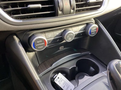 2017 Alfa Romeo Giulia Ti