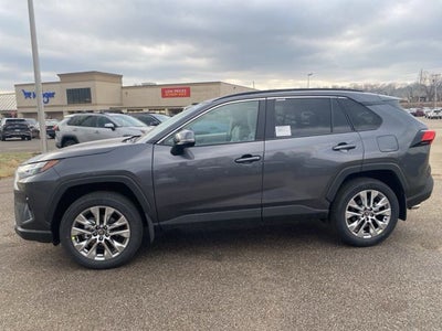 2025 Toyota RAV4 XLE Premium