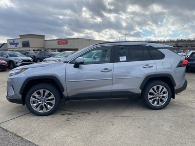 2025 Toyota RAV4 XLE Premium