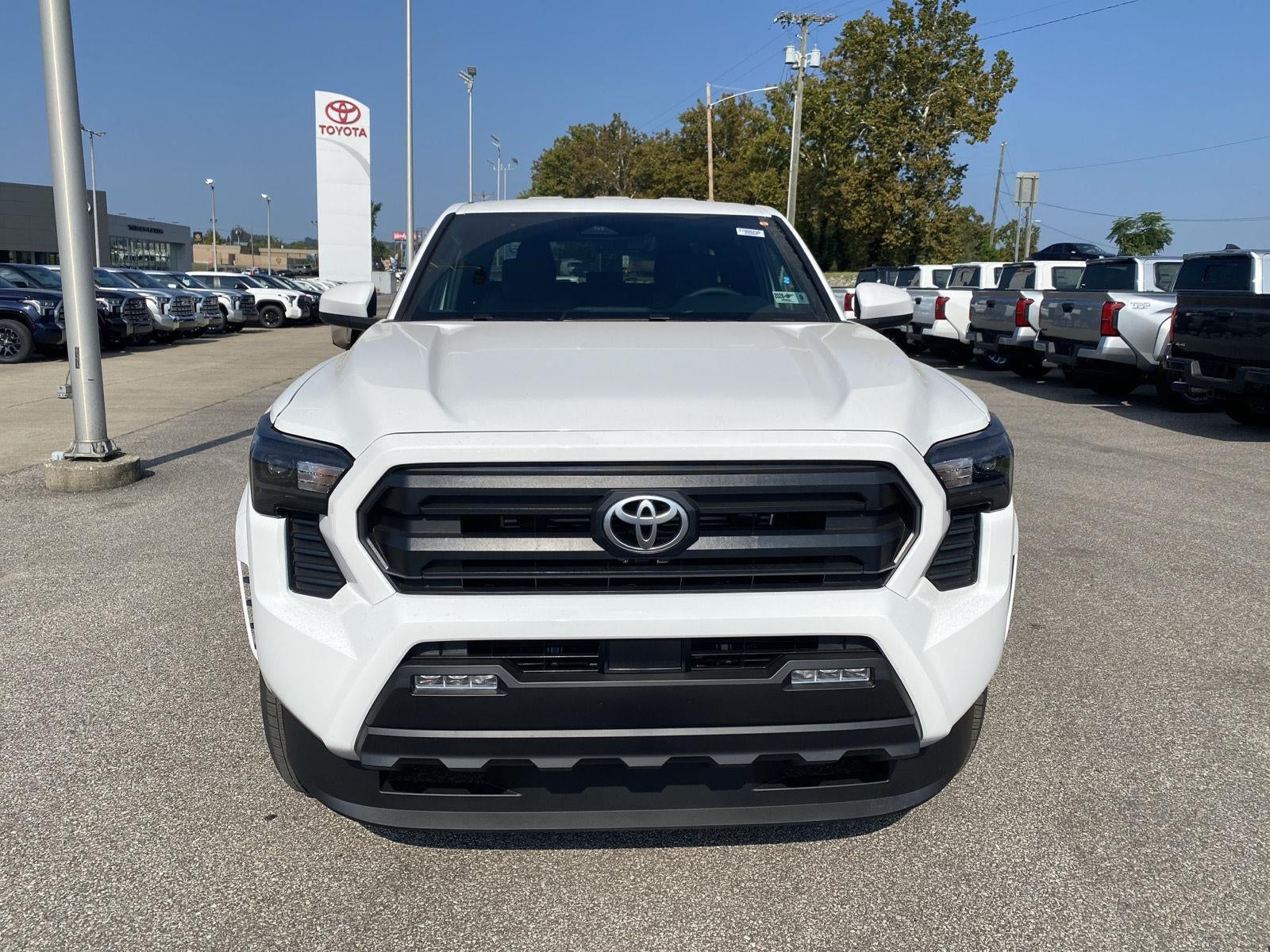 2026 Toyota Tacoma 4Wd SR5 DOUBLE CAB 5' BED AT