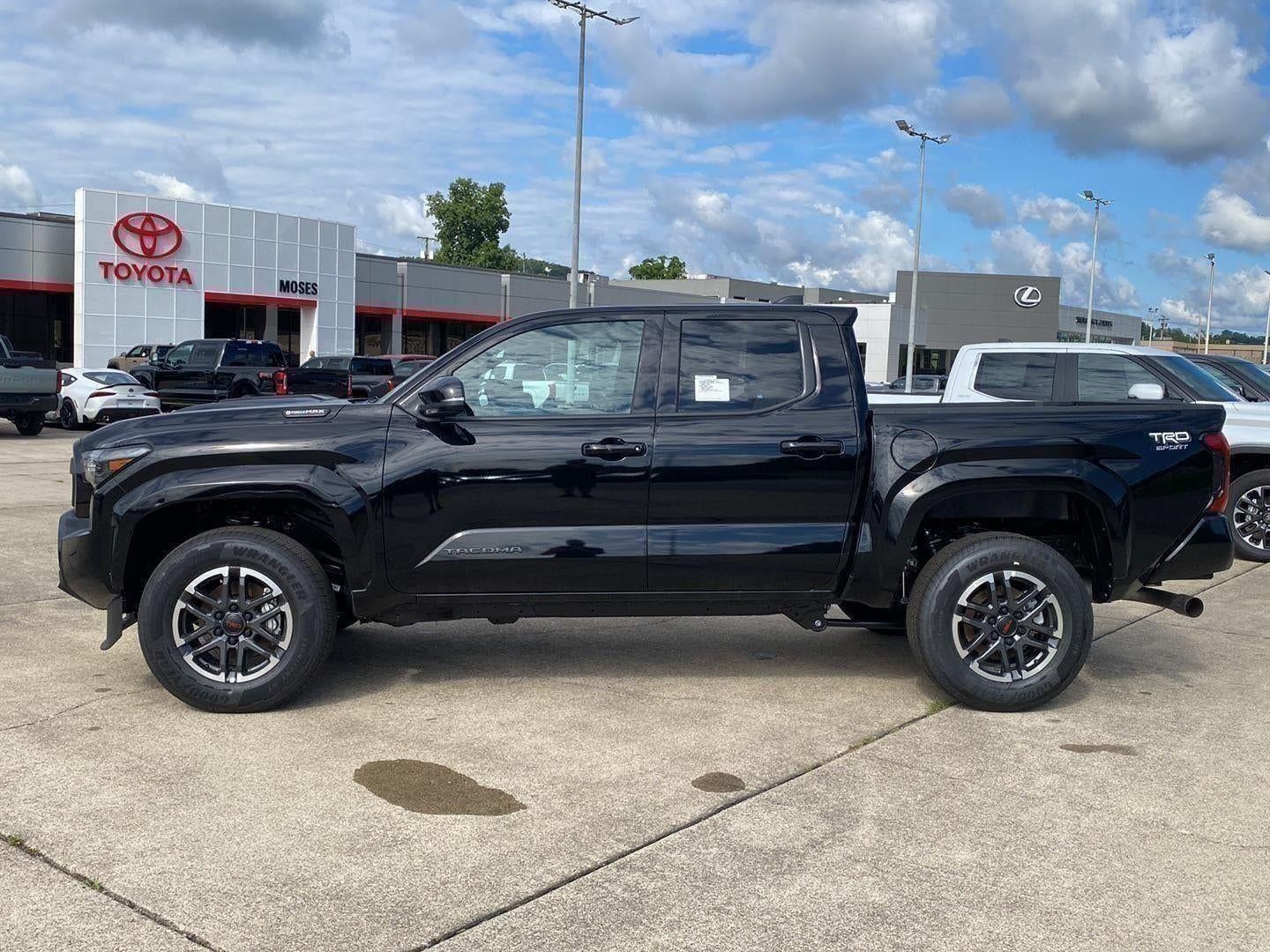 2026 Toyota Tacoma i-FORCE MAX Tacoma TRD Sport