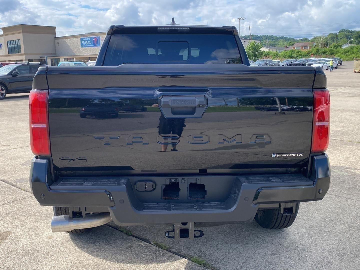 2026 Toyota Tacoma i-FORCE MAX Tacoma TRD Sport