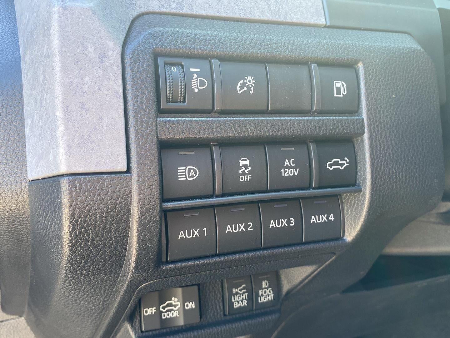 2026 Toyota Tacoma i-FORCE MAX Tacoma Trailhunter
