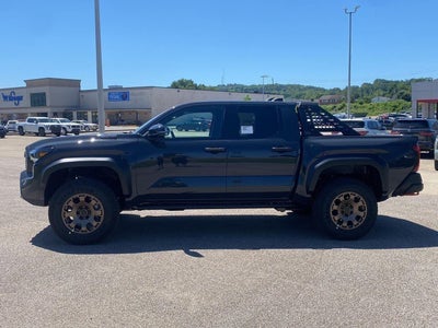 2026 Toyota Tacoma i-FORCE MAX Tacoma Trailhunter