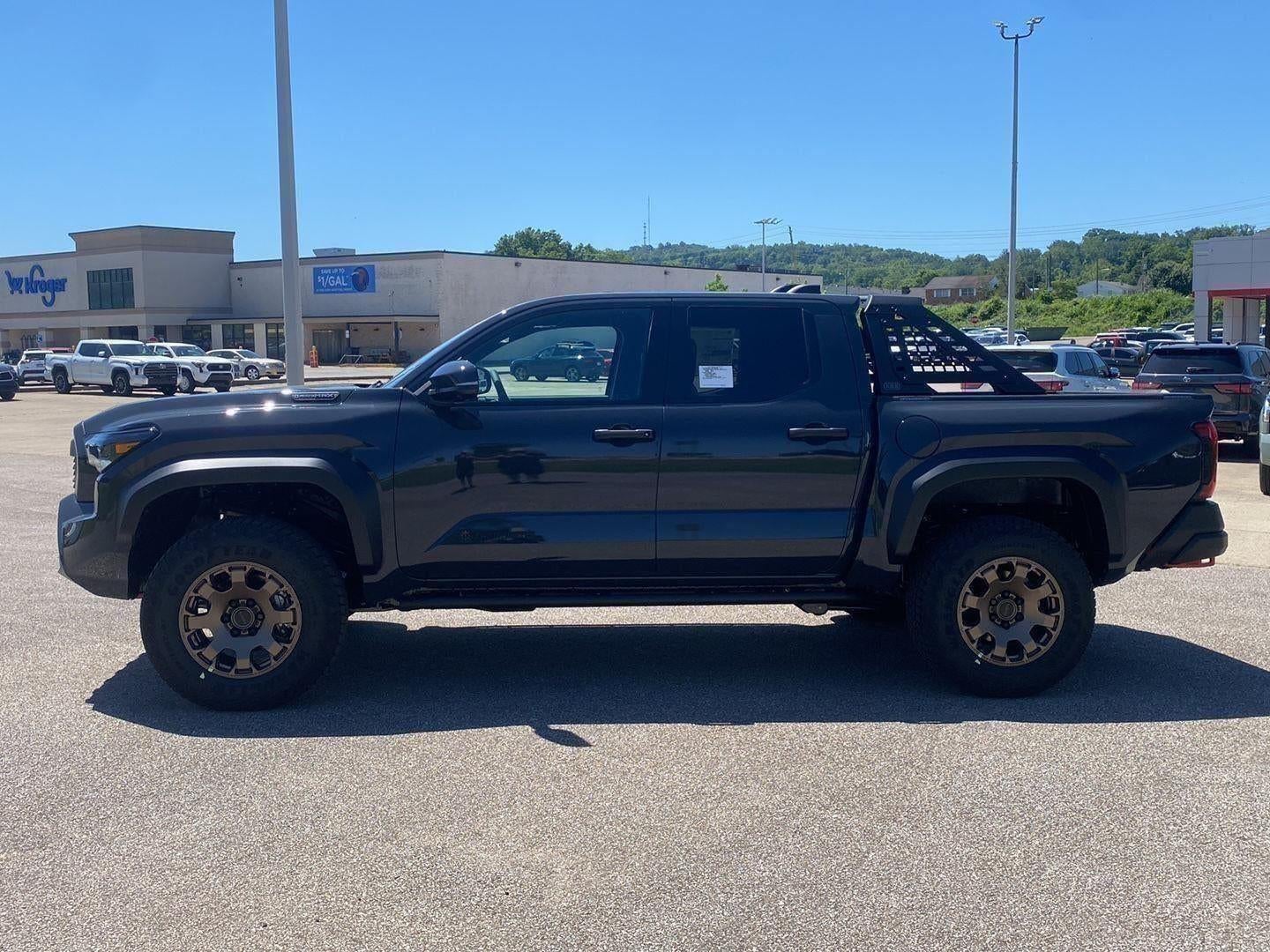 2026 Toyota Tacoma i-FORCE MAX Tacoma Trailhunter