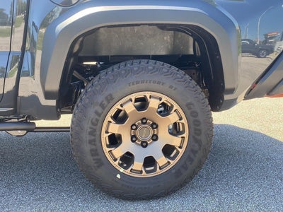 2026 Toyota Tacoma i-FORCE MAX Tacoma Trailhunter