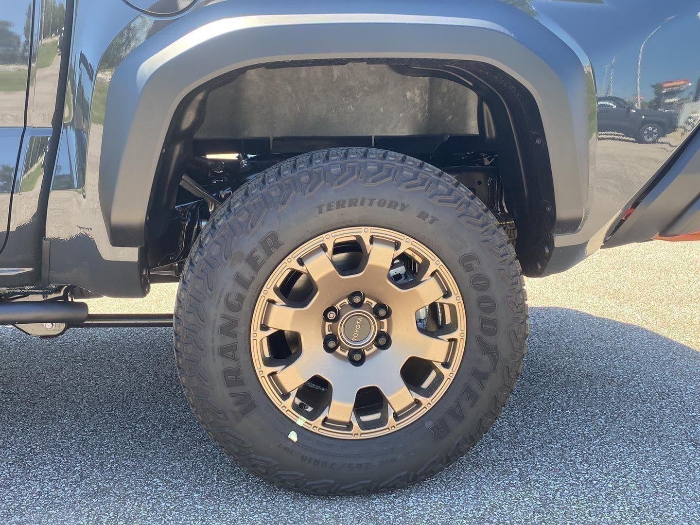 2026 Toyota Tacoma i-FORCE MAX Tacoma Trailhunter