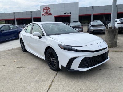 2026 Toyota Camry SE