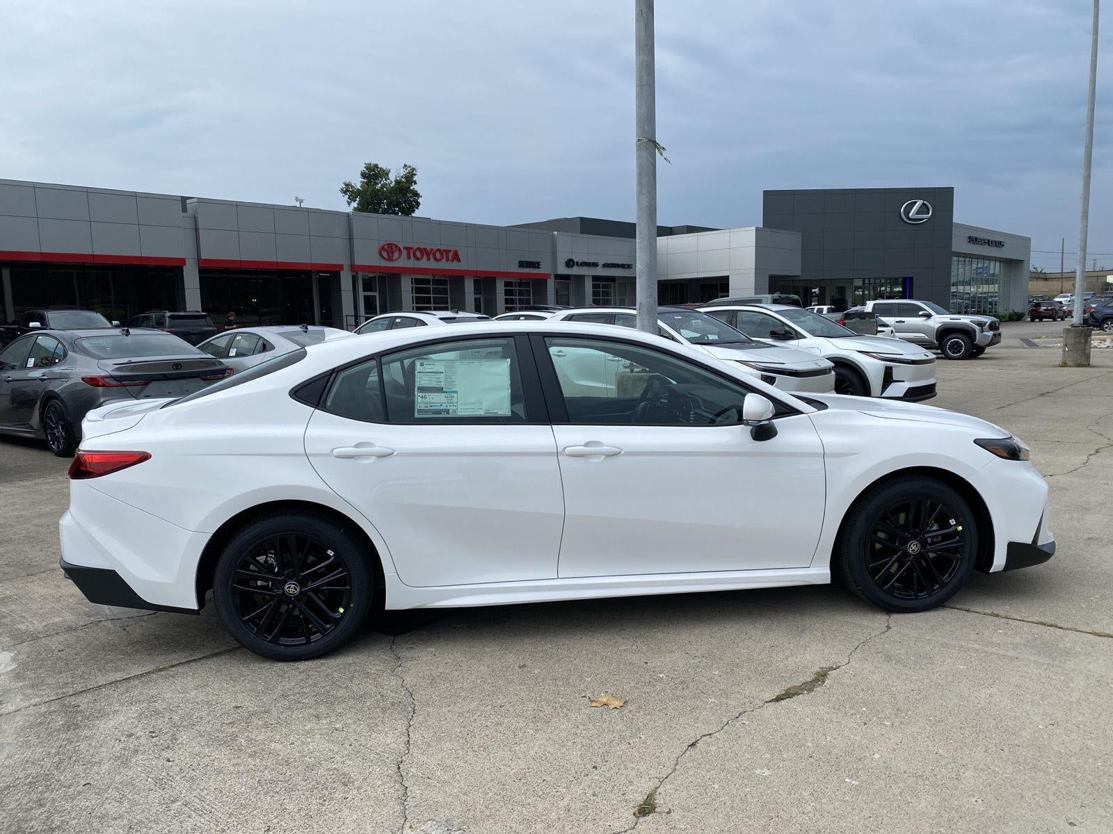 2026 Toyota Camry SE