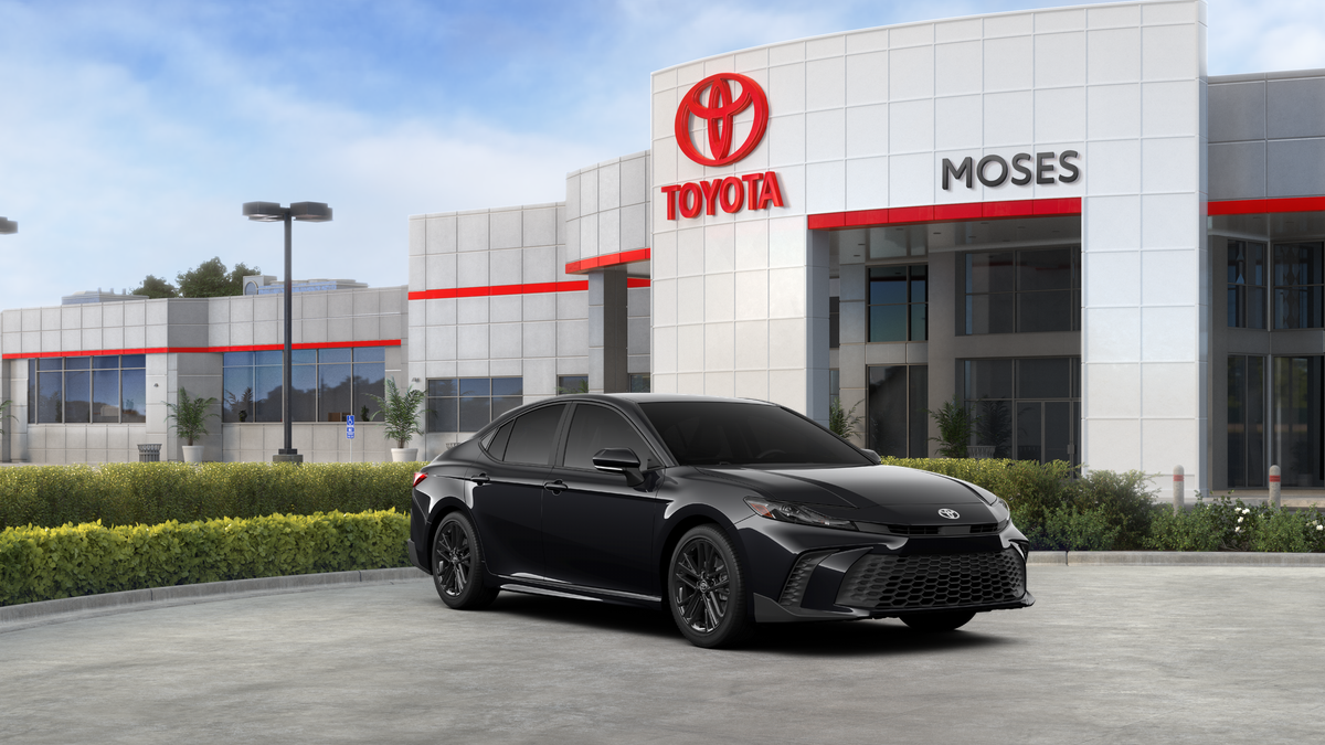 2027 Toyota CAMRY SE AWD