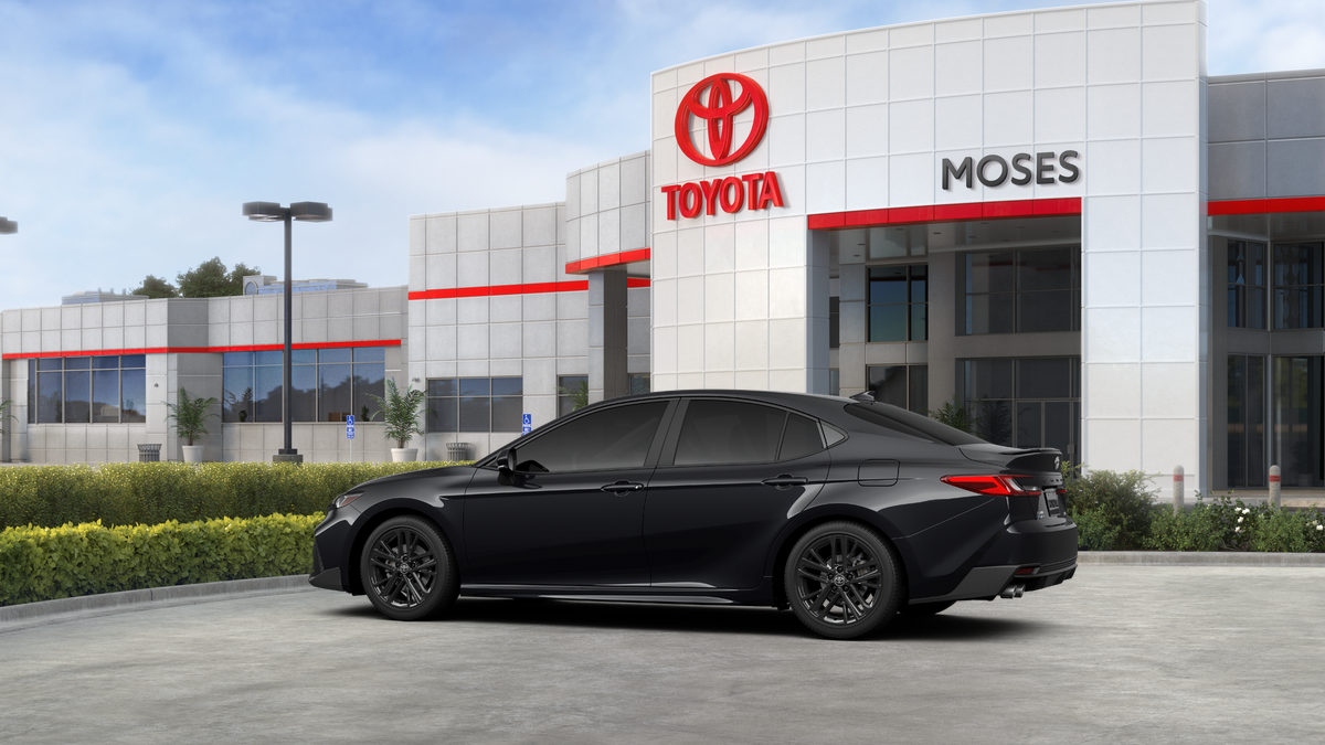 2027 Toyota CAMRY SE AWD