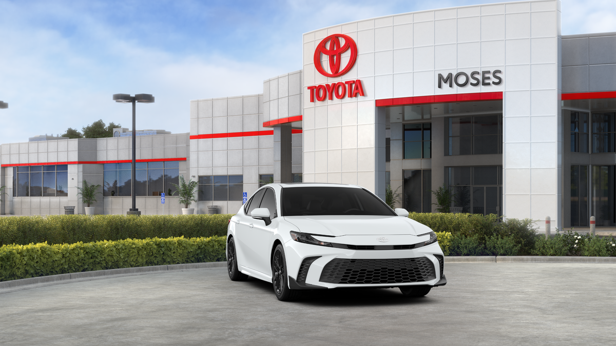 2027 Toyota CAMRY SE AWD