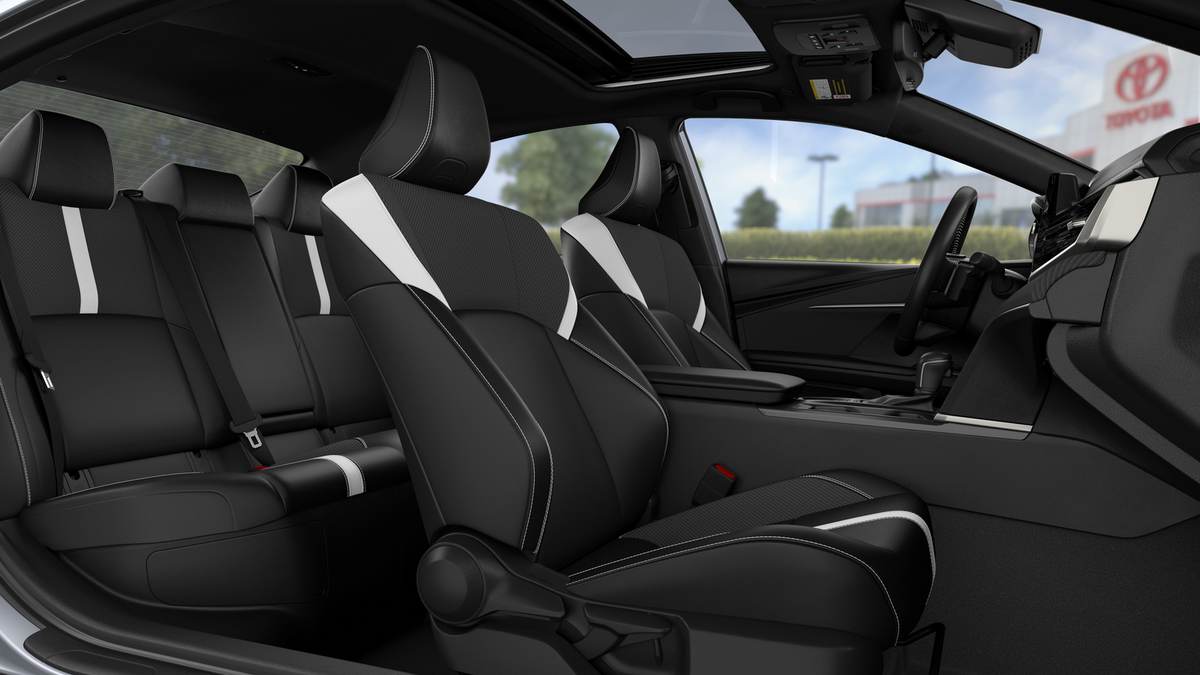 2027 Toyota CAMRY SE AWD