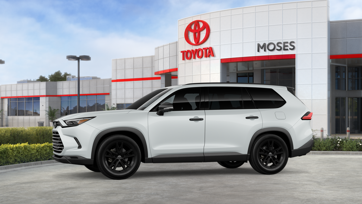 2026 Toyota Grand Highlander Hybrid Nightshade