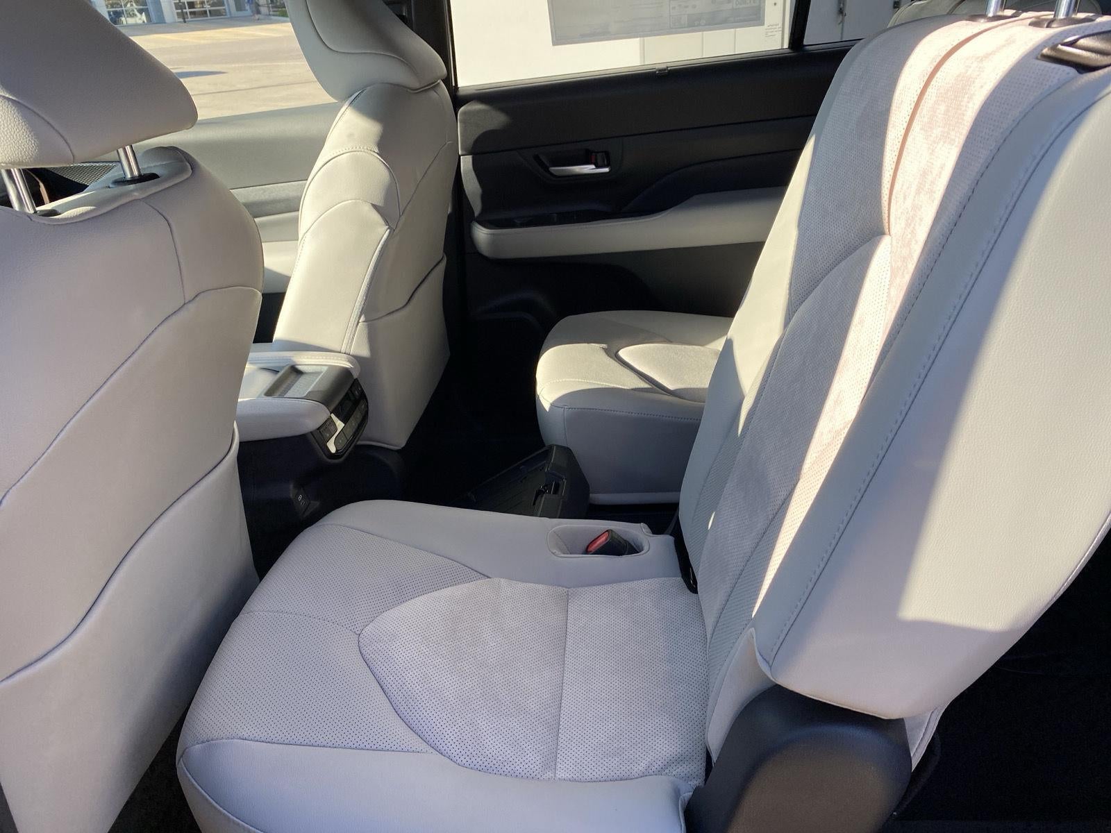 2026 Toyota Grand Highlander Hybrid MAX Platinum